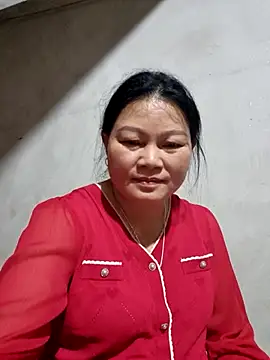 yoowwmr online show from November 2025 12:05:02 PM