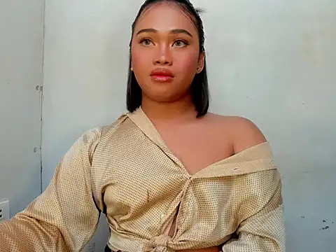 Exotic alyssa69 online show from September 2025 05:58:01 PM