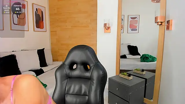 Alexia milf  online show from September 2025 11:23:01 AM