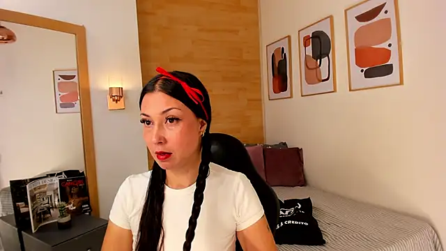 Alexia milf  online show from October 2025 11:49:02 AM