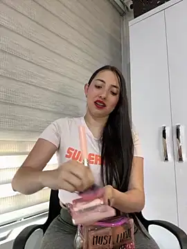 AndieJones  online show from November 2025 12:16:02 PM