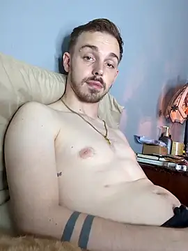 Snapshot of ShiftandStroke chatting on April 2026 01:53:02 AM ShiftandStroke online show from April 2026 01:53:02 AM