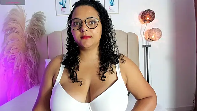 Snapshot of _aithanaa_ chatting on December 2025 07:12:02 PM aithanaa online show from December 2025 07:12:02 PM