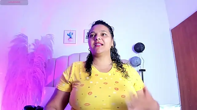 Snapshot of _aithanaa_ chatting on March 2026 01:22:01 PM aithanaa online show from March 2026 01:22:01 PM