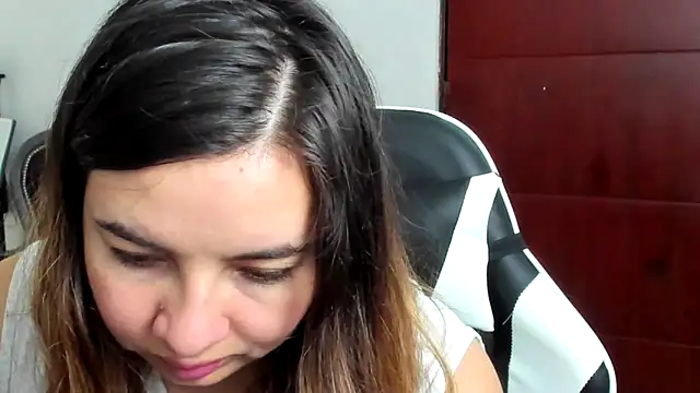 ADHARAMILLER  1111 online show from April 2026 07:58:02 PM