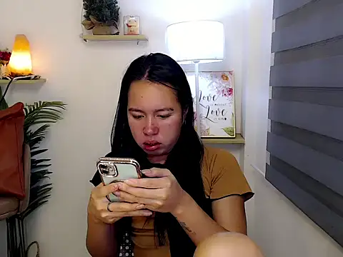 kimbratx online show from November 2025 10:30:01 PM