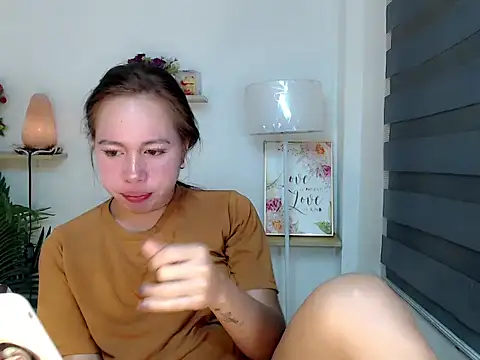 kimbratx online show from March 2026 10:46:01 PM