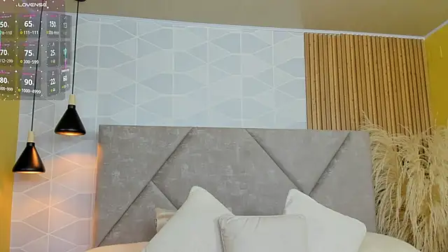 Jade Whisper online show from September 2025 01:27:01 AM