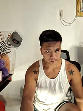 Snapshot of mr_dave chatting on March 2026 01:12:01 AM mr dave online show from March 2026 01:12:01 AM