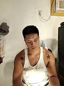 Snapshot of mr_dave chatting on April 2026 04:17:01 AM mr dave online show from April 2026 04:17:01 AM