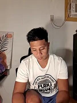 Snapshot of mr_dave chatting on April 2026 06:26:01 PM mr dave online show from April 2026 06:26:01 PM