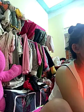 Aghenh online show from December 2025 11:52:01 AM