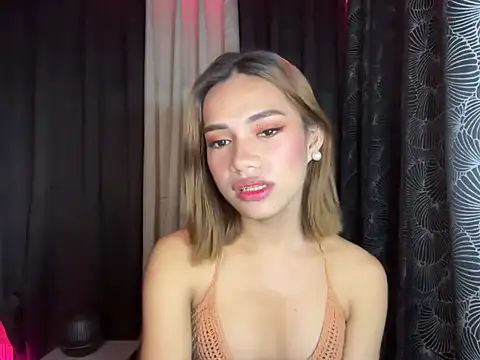 Snapshot of Lovelynikki03 chatting on November 2025 06:23:02 PM Lovelynikki03 online show from November 2025 06:23:02 PM