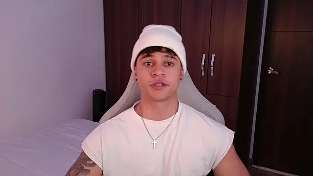 domsantiago  online show from September 2025 03:52:01 AM