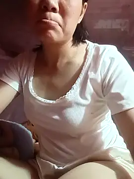 Nguyet135 online show from April 2026 02:06:01 PM