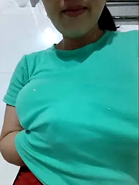 Shiny Babe online show from February 2026 06:25:02 AM