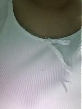 Shiny Babe online show from May 2026 09:56:02 PM