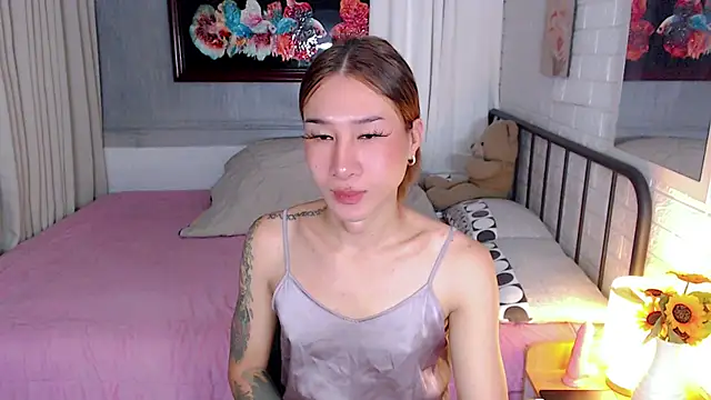 Snapshot of TRANSGODDESSA chatting on November 2025 02:04:02 AM TRANSGODDESSA online show from November 2025 02:04:02 AM