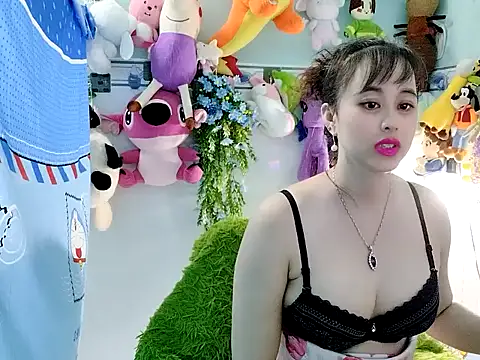 emgaixinhngoan online show from October 2025 12:50:01 PM