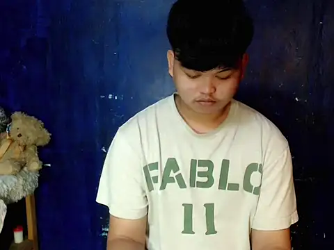 Snapshot of Reynelcock chatting on January 2026 02:33:02 PM Reynelcock online show from January 2026 02:33:02 PM