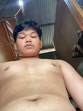 Snapshot of Reynelcock chatting on February 2026 03:51:02 AM Reynelcock online show from February 2026 03:51:02 AM