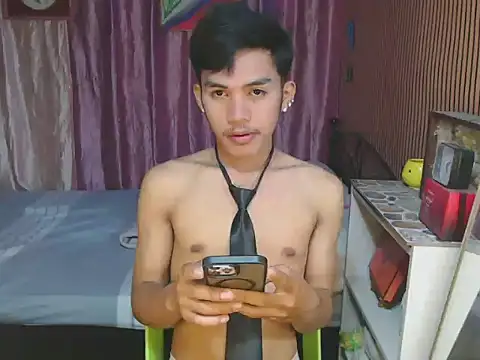 urhot chany online show from December 2025 04:59:02 PM