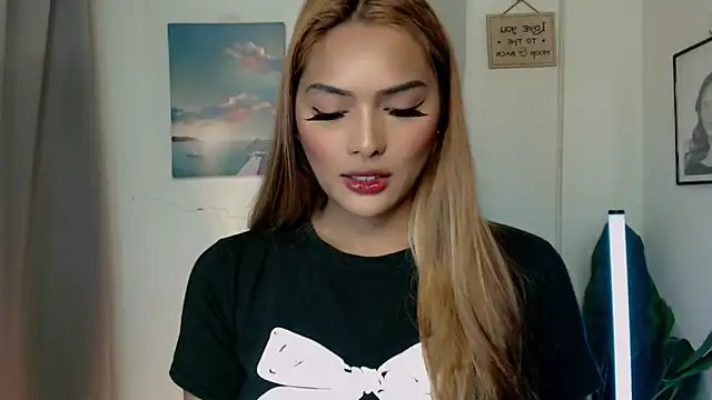 Wena Larson88 online show from September 2025 09:11:01 AM