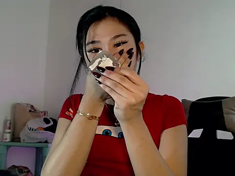 Maxine Sucks online show from December 2025 06:39:02 AM