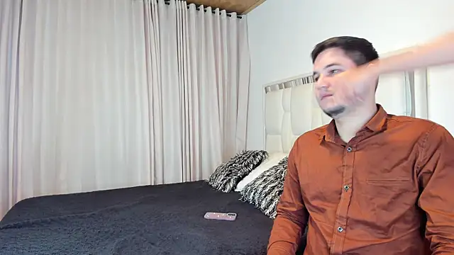 CameronyMartinn online show from July 2026 01:44:02 AM