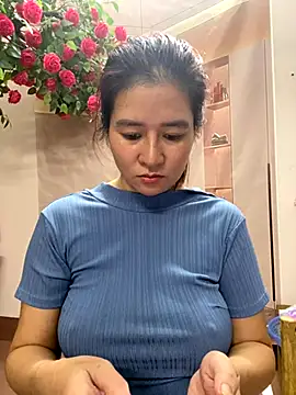 Bollozzy 89 online show from November 2025 04:31:02 PM