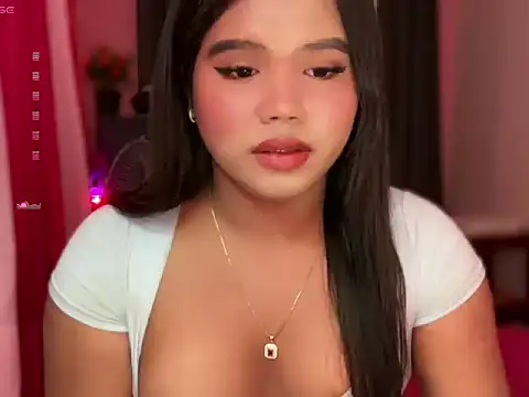 ursweet sofia online show from April 2026 07:00:01 PM