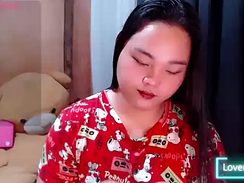 Snapshot of _Lylia chatting on July 2026 10:22:02 AM Lylia online show from July 2026 10:22:02 AM