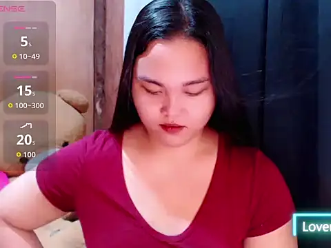 Snapshot of _Lylia chatting on July 2026 07:16:01 PM Lylia online show from July 2026 07:16:01 PM