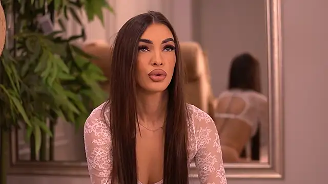 KendalJolly online show from October 2025 07:34:01 AM