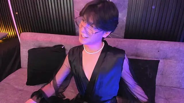 Snapshot of luixdust_ chatting on November 2025 05:07:02 AM luixdust online show from November 2025 05:07:02 AM