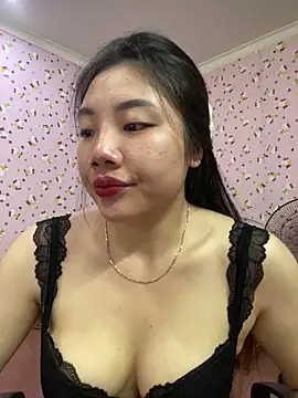 Snapshot of D2sweet chatting on September 2025 11:31:02 AM D2sweet online show from September 2025 11:31:02 AM