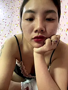 Snapshot of D2sweet chatting on November 2025 04:17:02 PM D2sweet online show from November 2025 04:17:02 PM