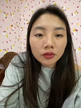 Snapshot of D2sweet chatting on November 2025 03:45:01 PM D2sweet online show from November 2025 03:45:01 PM