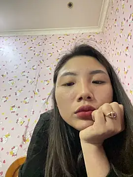 Snapshot of D2sweet chatting on November 2025 03:47:01 PM D2sweet online show from November 2025 03:47:01 PM