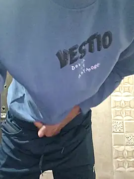 Snapshot of rockyy23boy chatting on March 2026 10:18:01 PM rockyy23boy online show from March 2026 10:18:01 PM