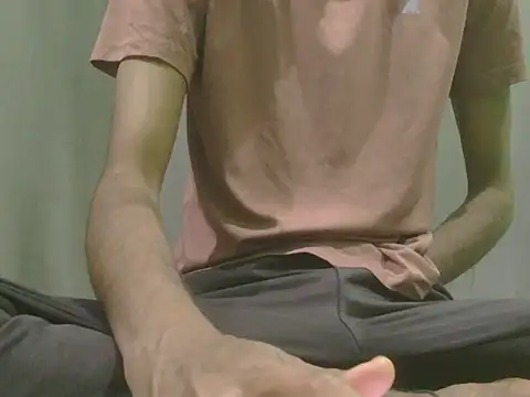 Snapshot of rockyy23boy chatting on April 2026 01:11:01 AM rockyy23boy online show from April 2026 01:11:01 AM