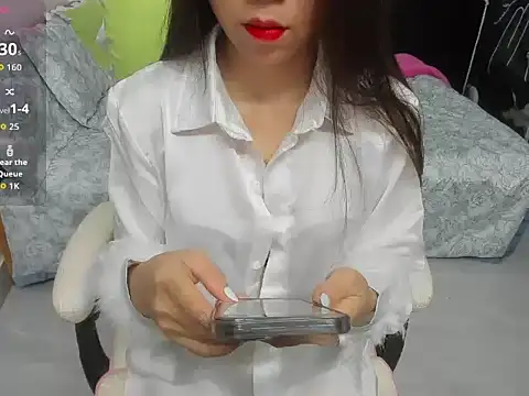 LuckyBabe new01 online show from September 2025 04:01:02 PM