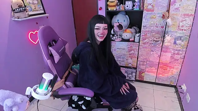 Vero Osb  online show from October 2025 12:01:02 AM