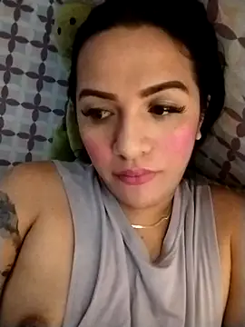 Snapshot of enoria1992 chatting on November 2025 12:54:02 AM enoria1992 online show from November 2025 12:54:02 AM