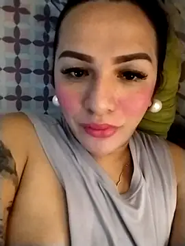 Snapshot of enoria1992 chatting on November 2025 12:11:02 AM enoria1992 online show from November 2025 12:11:02 AM