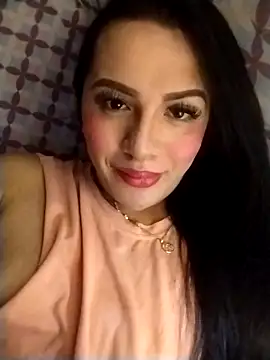 Snapshot of enoria1992 chatting on December 2025 02:04:01 PM enoria1992 online show from December 2025 02:04:01 PM