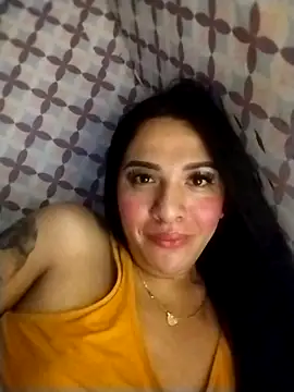 Snapshot of enoria1992 chatting on December 2025 10:51:01 PM enoria1992 online show from December 2025 10:51:01 PM