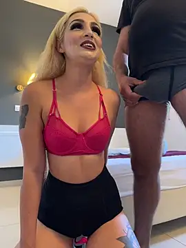 sexycouples35 online show from October 2025 01:21:01 PM