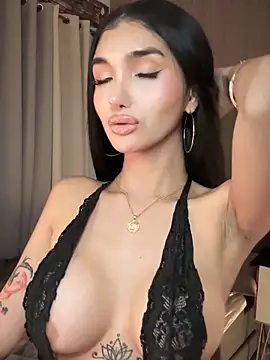 Snapshot of EmeraldGreyson chatting on March 2026 09:03:02 AM EmeraldGreyson online show from March 2026 09:03:02 AM