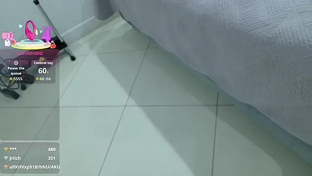 BeccaReedd online show from September 2025 02:11:02 AM